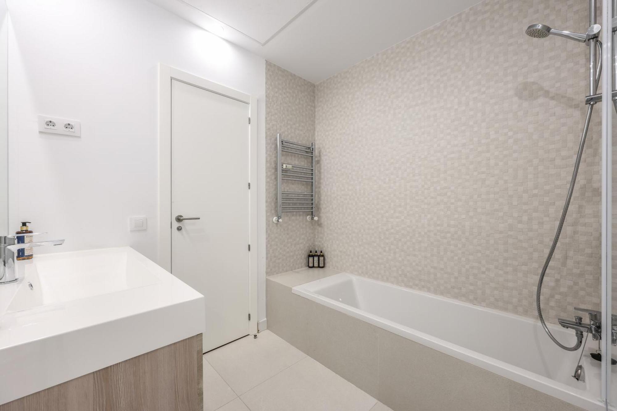 Hotel Be Coliving Madrid Centro Exterior foto